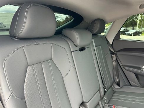 Used 2025 Audi Q5 Premium Plus w/ Premium Plus AWD/4WD image 54