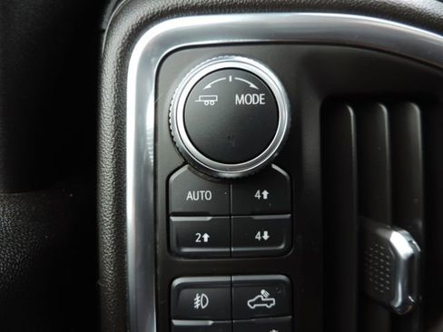 Certified 2022 GMC Sierra 2500 AT4 w/ AT4 Premium Plus Package image 33