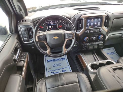 Used 2022 Chevrolet Silverado 3500 High Country image 13