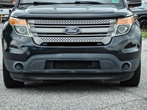 Used 2015 Ford Explorer 4WD image 4