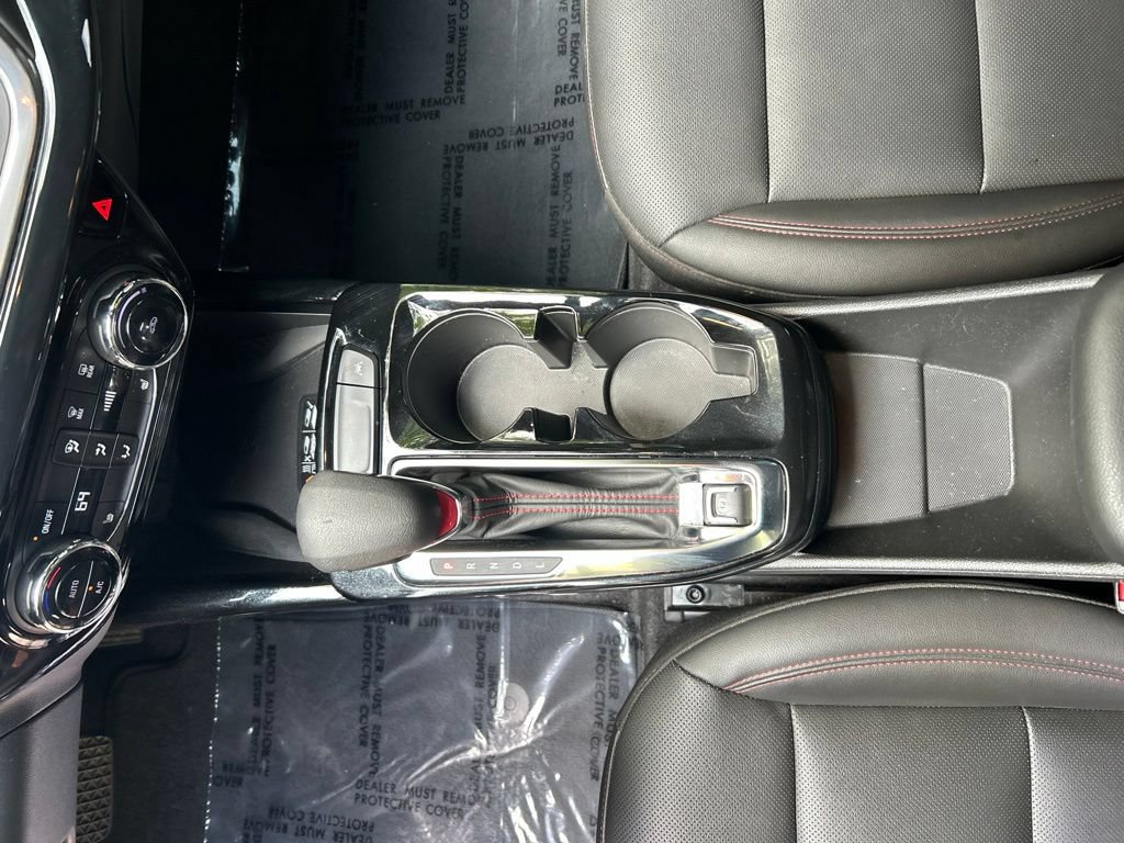 Used 2024 Chevrolet Trax RS w/ Sunroof Package FWD image 18