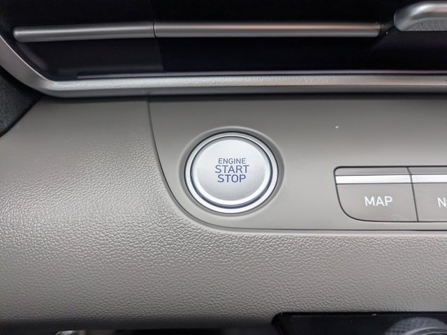 Used 2024 Hyundai Elantra SEL FWD image 26