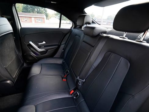 Used 2020 Mercedes-Benz A 220 image 27