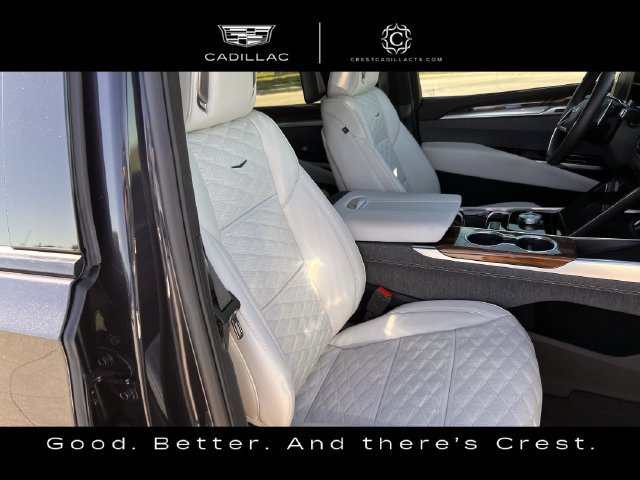 Used 2026 Cadillac Escalade Platinum Sport w/ LPO, Floor Liner Package AWD/4WD image 26