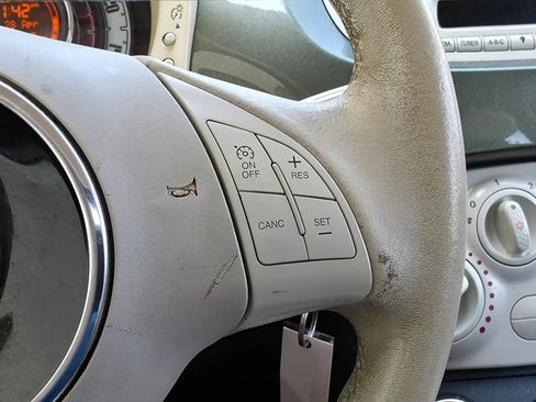 Used 2013 FIAT 500 Pop FWD image 15