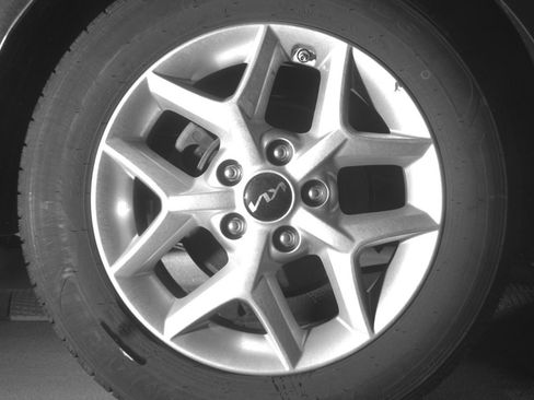 Used 2025 Kia Soul LX w/ LX Technology Package FWD image 15