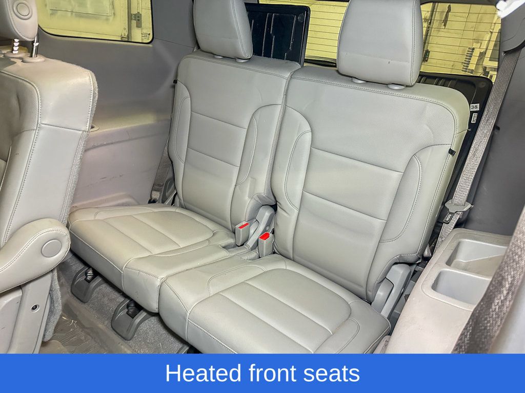 Used 2019 GMC Acadia SLT w/ LPO, Floor Liner Package AWD/4WD image 12
