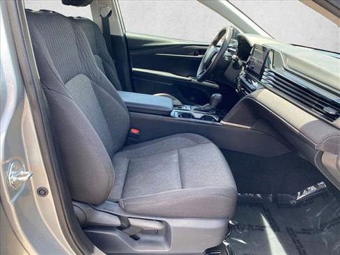 Used 2025 Toyota Camry LE FWD image 27