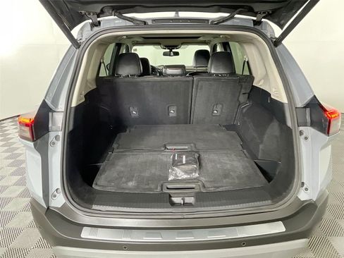 Used 2021 Nissan Rogue SL w/ Premium Package AWD/4WD image 30