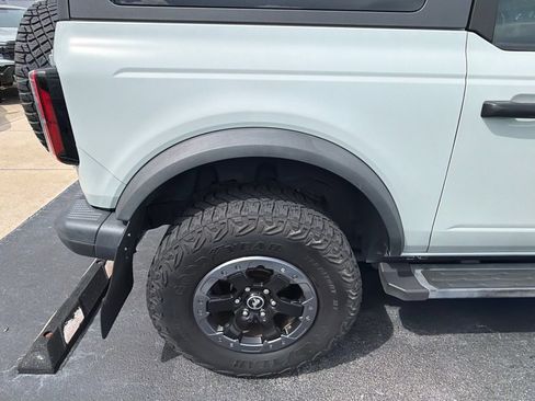 Used 2022 Ford Bronco Badlands AWD/4WD image 9