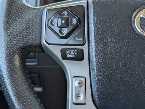 Used 2017 Toyota 4Runner Limited AWD/4WD image 25