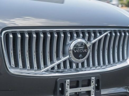 Used 2023 Volvo XC90 T8 Ultimate w/ Protection Package Premier AWD/4WD image 12