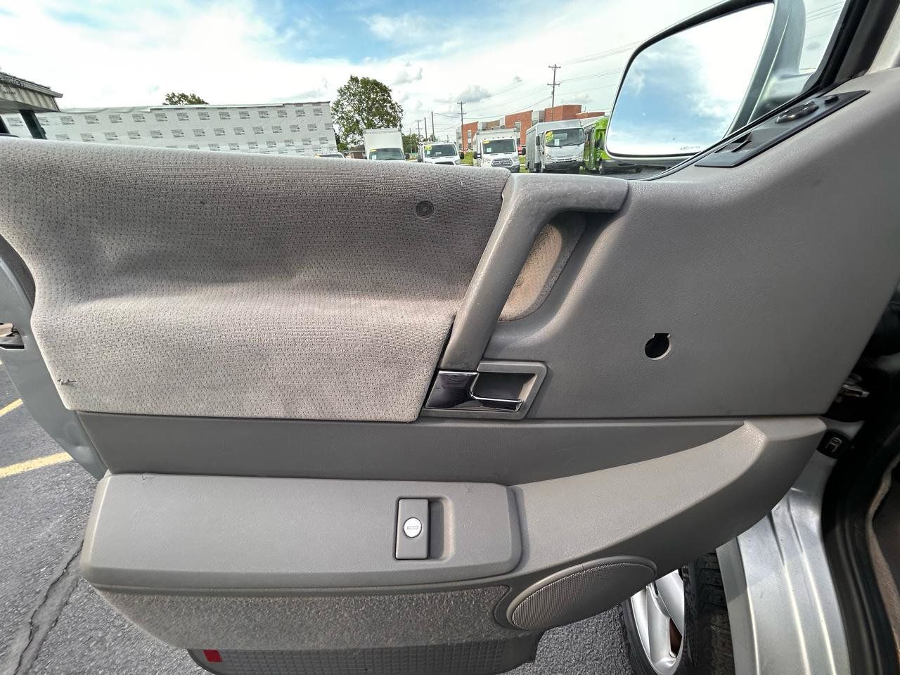 Used 2002 Volkswagen Eurovan GLS FWD image 18