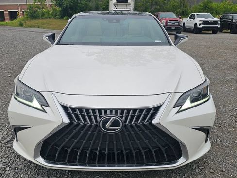Used 2022 Lexus ES 350 w/ Premium Package FWD image 2