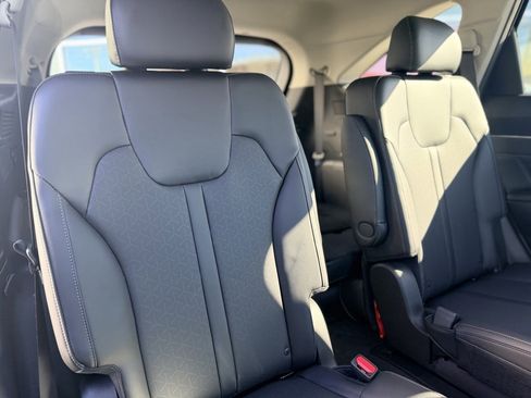 Used 2022 Kia Sorento SX image 19