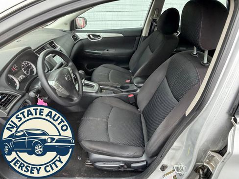 Used 2013 Nissan Sentra SR image 4