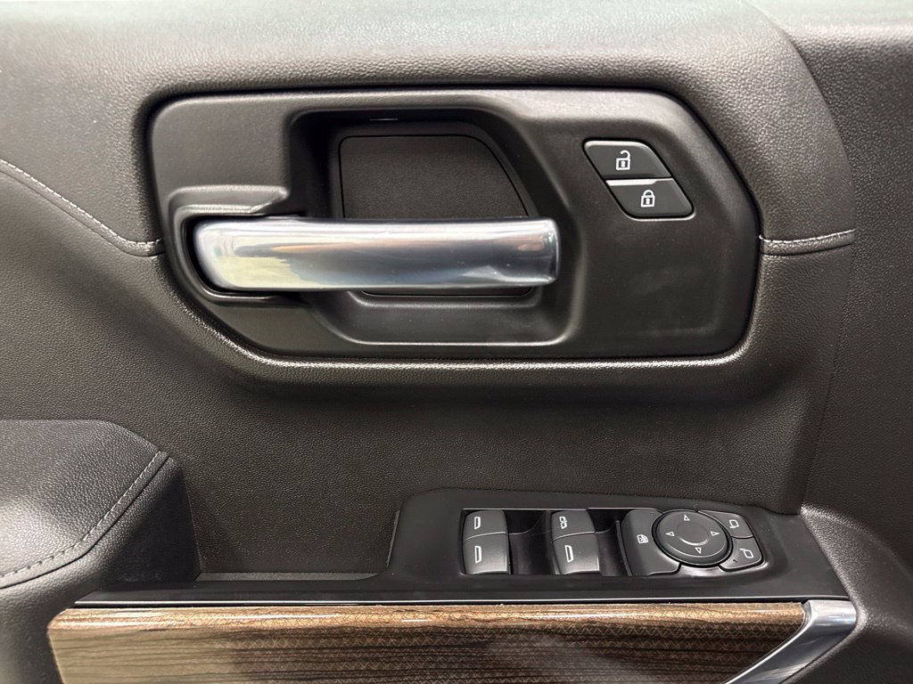 Used 2019 Chevrolet Silverado 1500 RST w/ All-Star Edition AWD/4WD image 16