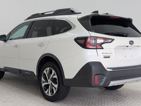 Used 2020 Subaru Outback Touring image 3