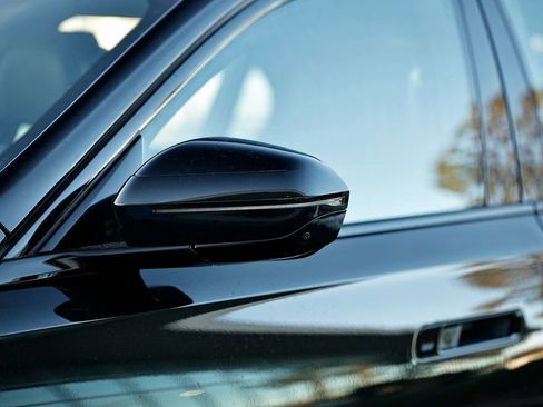 New 2026 BMW 740i w/ Executive Package image 11