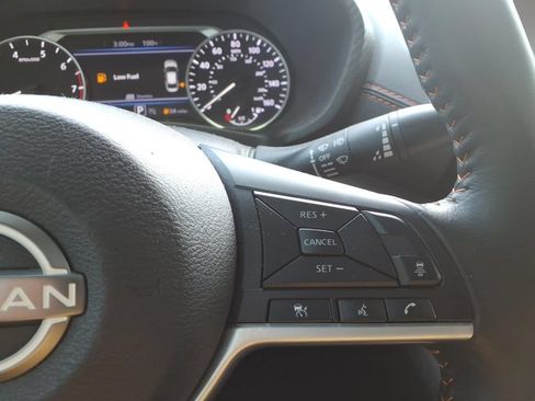 Used 2024 Nissan Sentra SR FWD image 18