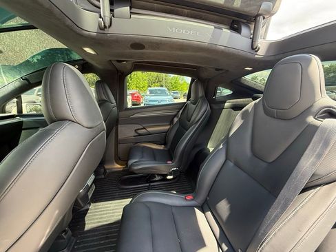 Used 2023 Tesla Model X Plaid image 15