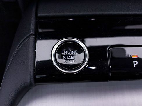 Used 2025 Lincoln Navigator L Reserve image 26