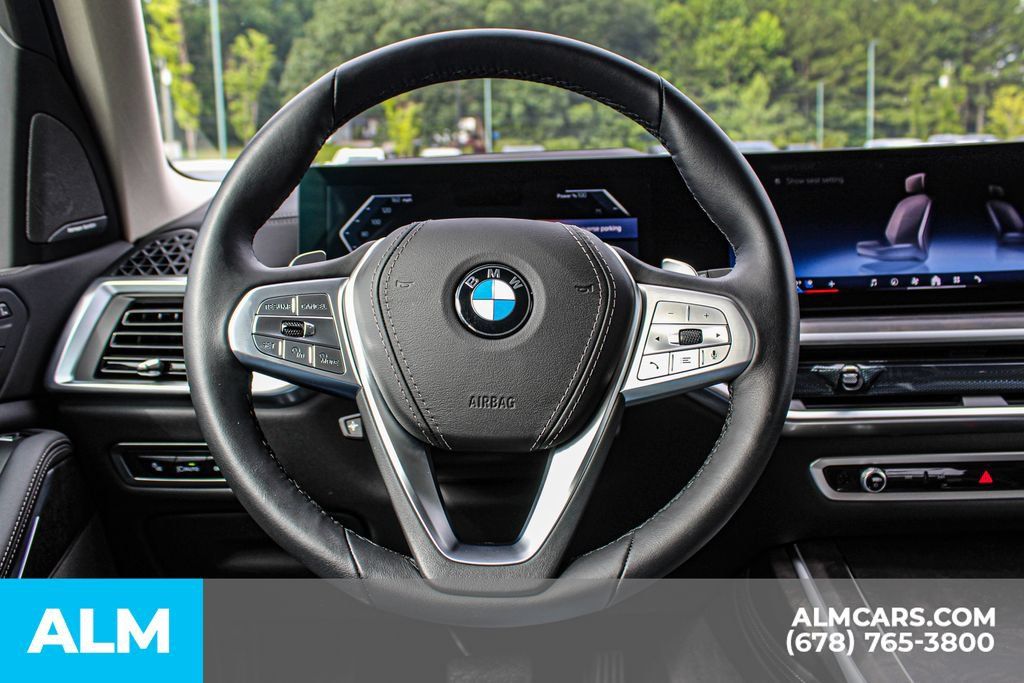 Used 2026 BMW X7 xDrive40i w/ Premium Package AWD/4WD image 24