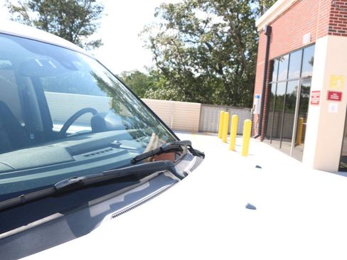 Used 2012 Land Rover LR4 HSE AWD/4WD image 79