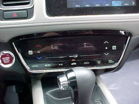 Used 2016 Honda HR-V EX image 24