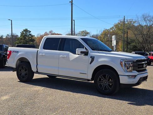 Used 2022 Ford F150 Lariat w/ Equipment Group 502A High AWD/4WD image 7