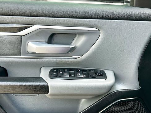 Used 2019 RAM 1500 Big Horn RWD image 17