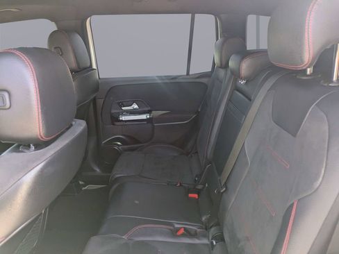 Used 2020 Mercedes-Benz GLB 250 image 14