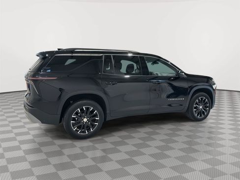 Used 2025 Chevrolet Traverse LT w/ Sun and Wheel Package AWD/4WD image 6