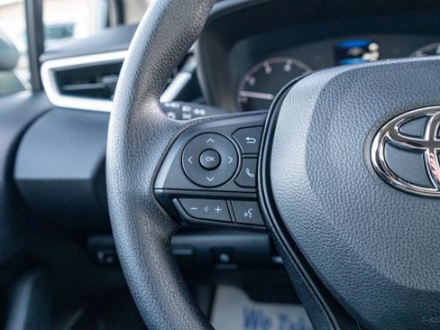 Used 2025 Toyota Corolla LE w/ LE Premium Package image 25