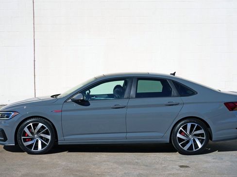Used 2019 Volkswagen Jetta GLI Autobahn FWD image 43