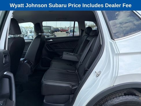 Used 2023 Volkswagen Tiguan SE AWD/4WD image 28