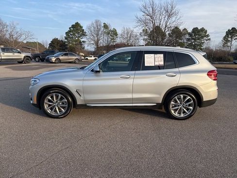 Used 2019 BMW X3 sDrive30i w/ Premium Package image 2
