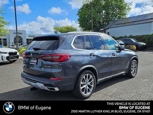Used 2019 BMW X5 xDrive40i w/ Premium Package 2 AWD/4WD image 3