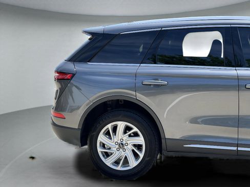 Certified 2023 Lincoln Corsair AWD image 29