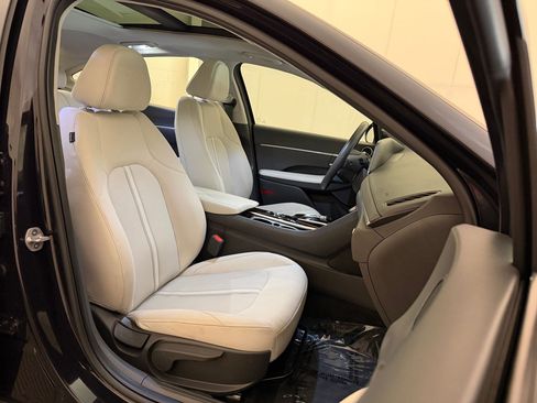 Used 2023 Hyundai Sonata SEL w/ Convenience Package FWD image 33