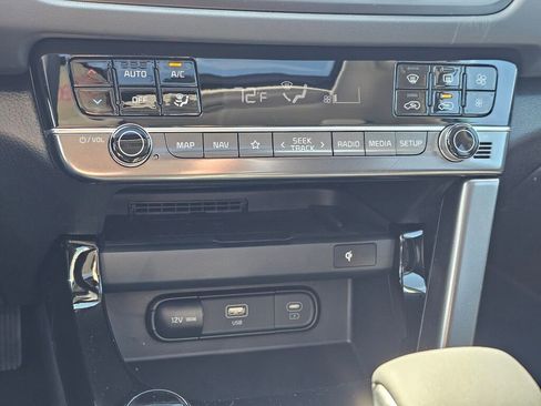 New 2026 Kia Seltos EX AWD/4WD image 16
