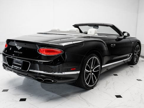 Certified 2020 Bentley Continental GT V8 AWD/4WD image 11