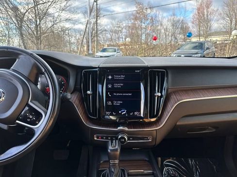 Used 2021 Volvo XC60 T5 Inscription w/ Advanced Package AWD/4WD image 24