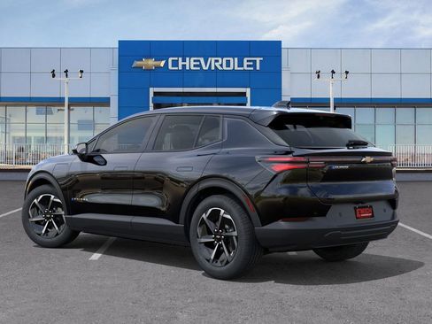 New 2026 Chevrolet Equinox EV LT image 3