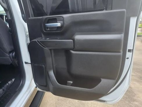 Used 2023 Chevrolet Silverado 2500 LT RWD image 15