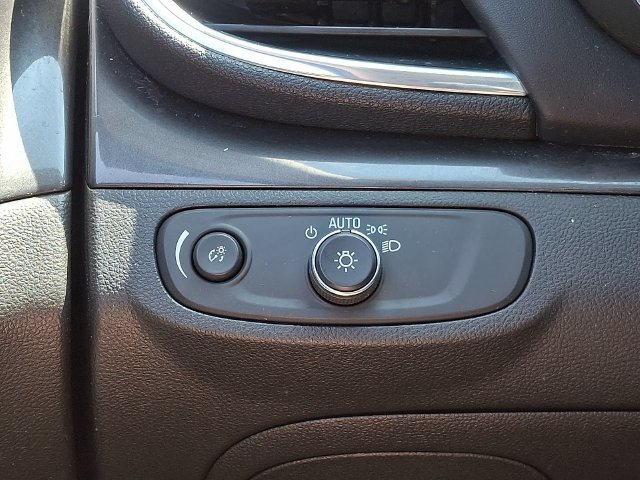 Used 2019 Buick Encore Preferred FWD image 28
