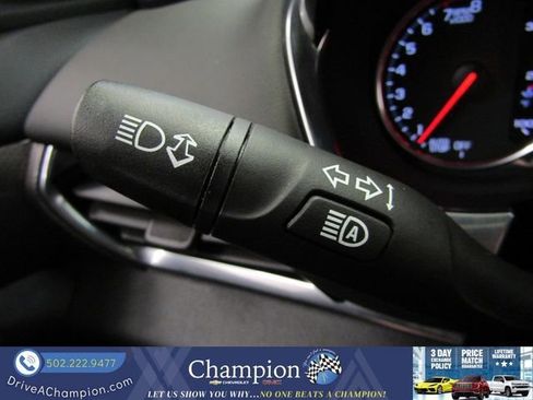 Used 2023 Chevrolet Traverse Premier w/ Redline Edition FWD image 32