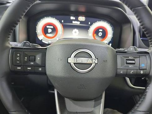 Used 2026 Nissan Rogue Platinum w/ Platinum Premium Package AWD/4WD image 38