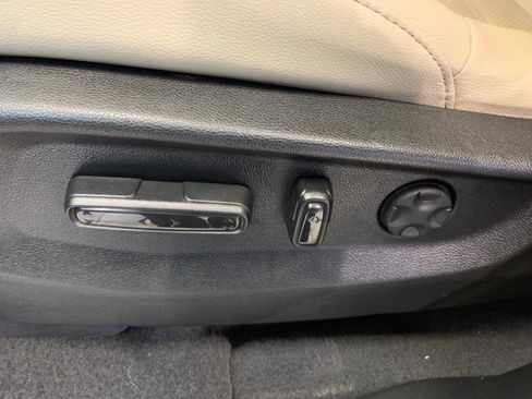 Used 2022 Honda CR-V EX-L image 17