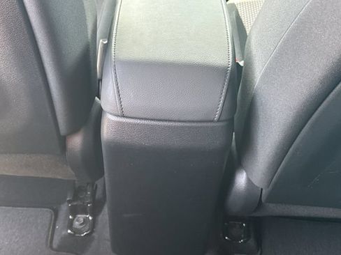Certified 2025 Kia Soul LX w/ LX Technology Package FWD image 14